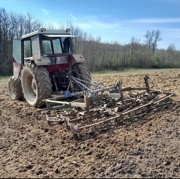 Case IH 1246 hitno cena hit