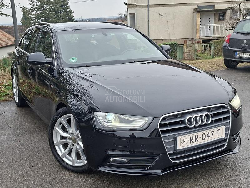 Audi A4 2.0  S - line
