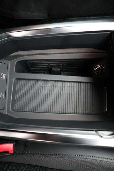 Audi e-tron 55 S-Line/Quattro