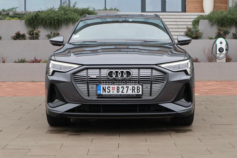 Audi e-tron 55 S-Line/Quattro