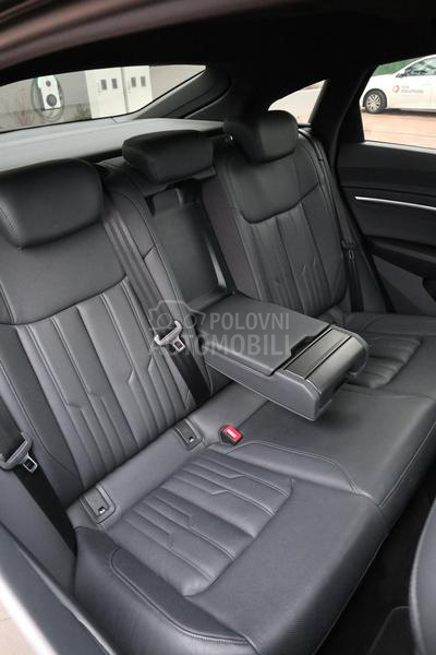 Audi e-tron 55 S-Line/Quattro
