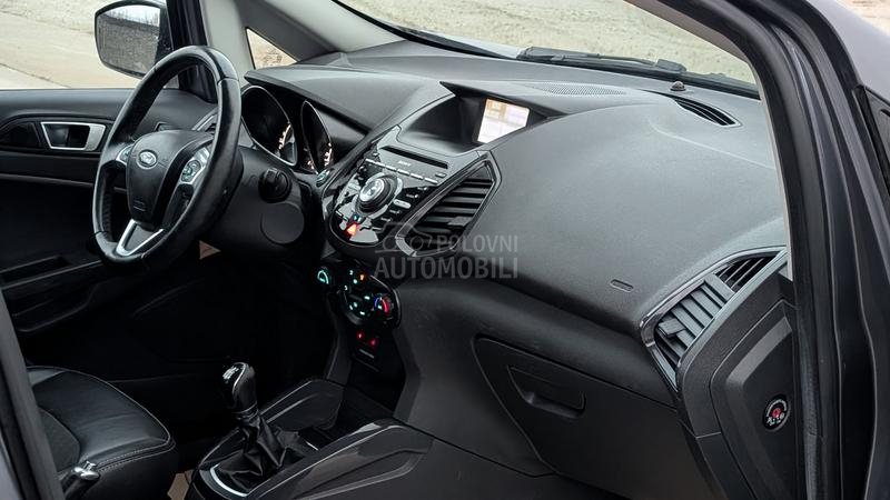 Ford EcoSport Led/CH