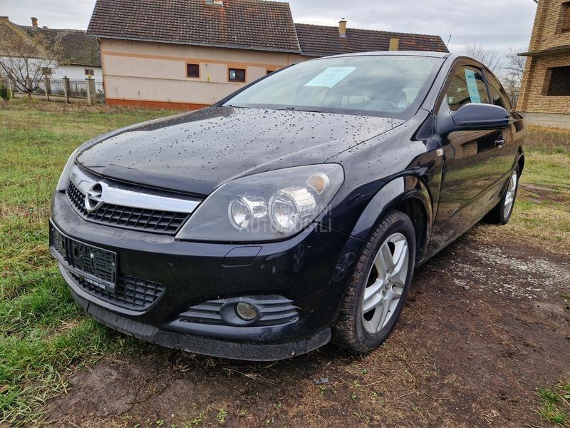 Opel Astra H 1.6  GTC COSMO