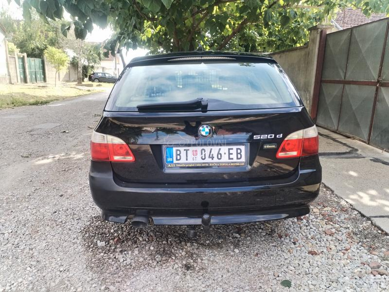 BMW 520 e61