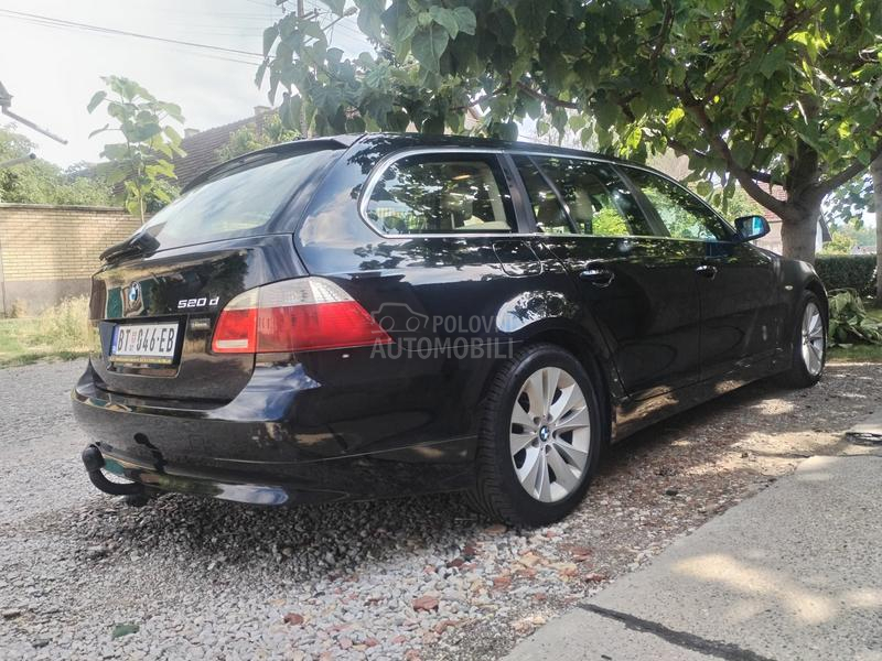 BMW 520 e61