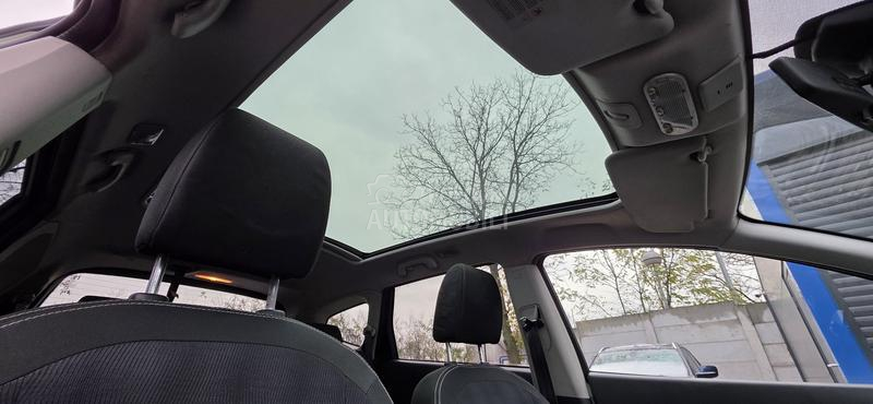 Nissan Qashqai + 2 2.0 DCI