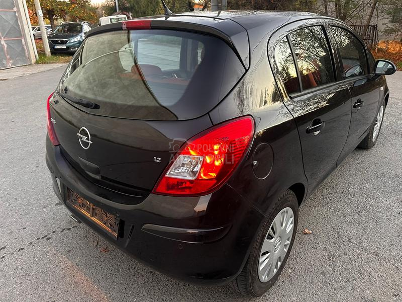 Opel Corsa B 