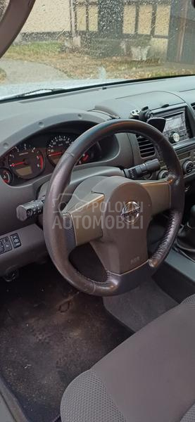 Nissan Navara 2.5dti