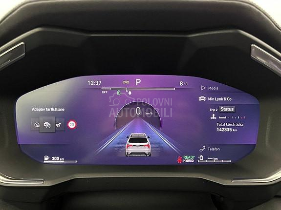 Lynk & Co 01 plug in