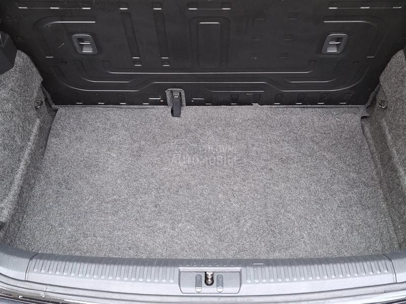 Volkswagen Polo 1.4B   L E P O T A N