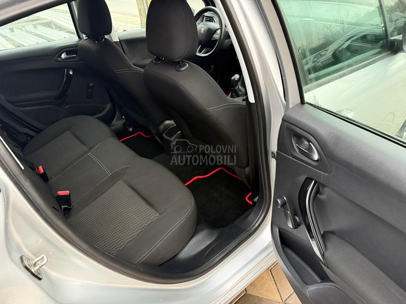 Peugeot 208 1.2 ben /T O P/