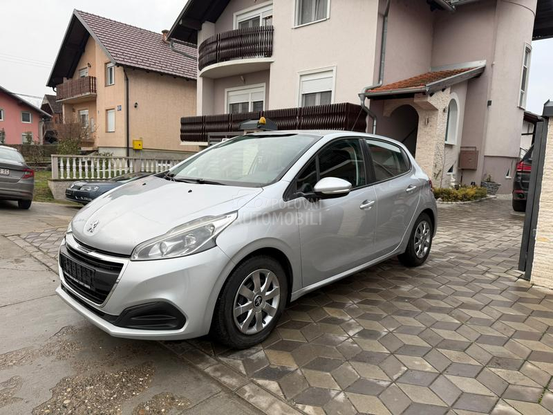 Peugeot 208 1.2 ben /T O P/