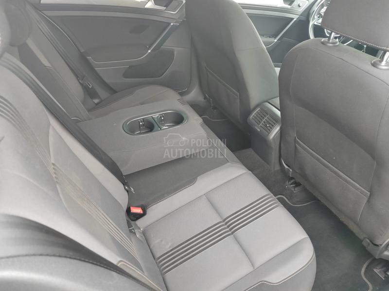 Volkswagen Golf 7 1.4TSI F.U.L STANJEE