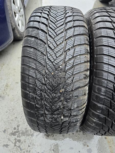 Bridgestone 235/55 R18 Zimska