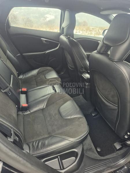 Volvo V40 r.design 2.0 holand