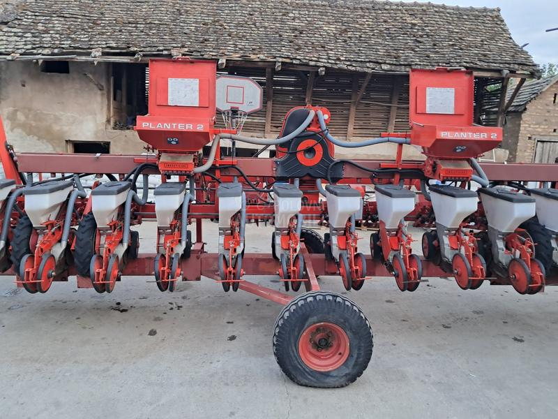 Kuhn planter 2