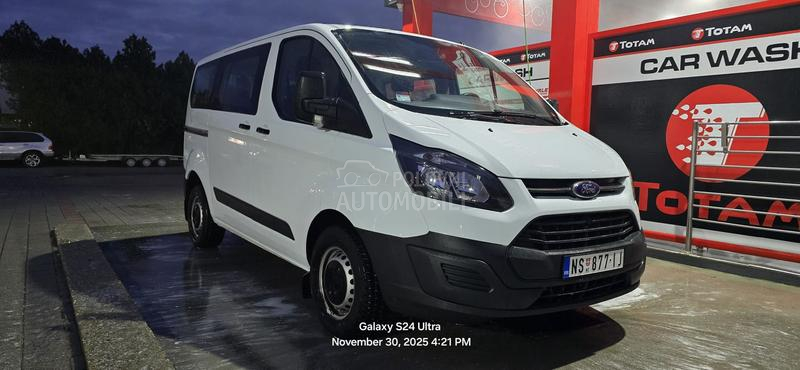 Ford Transit Custom 9 Sedista K L I M A