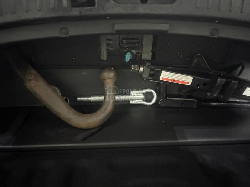 Chevrolet Captiva 2.0D 4x4 7sed.