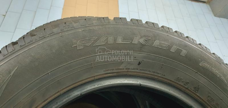Falken 215/65 R17 Zimska
