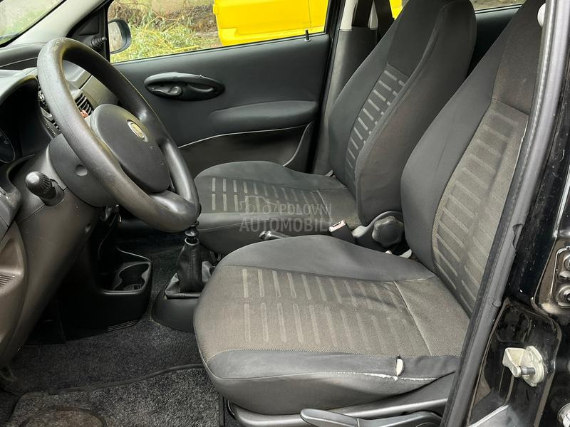Fiat Punto 1.2 8v