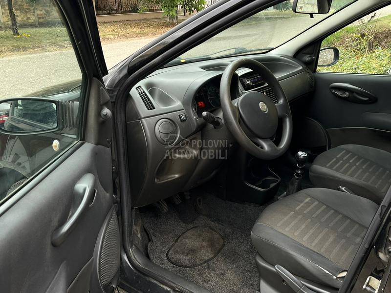 Fiat Punto 1.2 8v