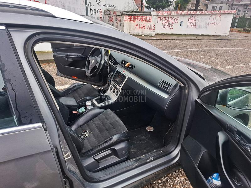 Volkswagen Passat B6 COMFORTLINE 2.0 TDI