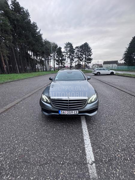 Mercedes Benz E 200 2.0