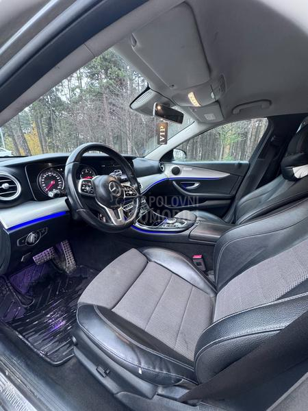 Mercedes Benz E 200 2.0