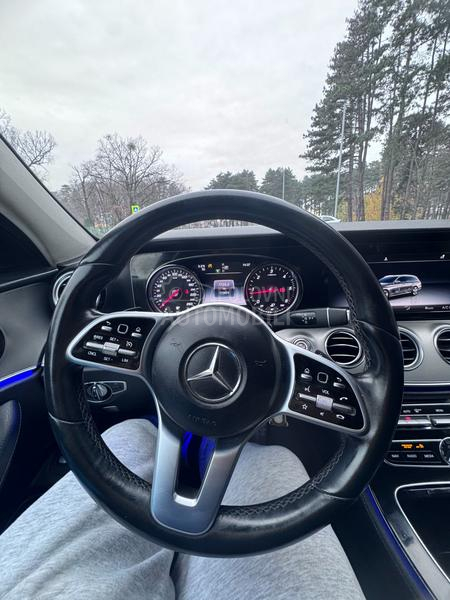 Mercedes Benz E 200 2.0