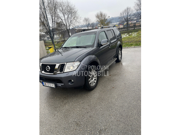 Nissan Pathfinder 