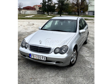 Mercedes Benz C 200 2.2 CDI