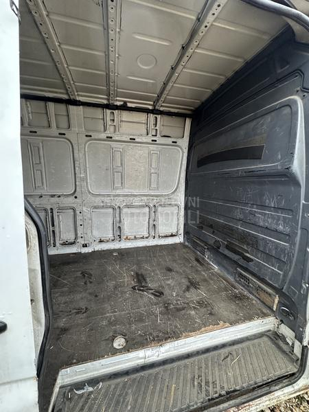 Mercedes Benz Sprinter 515