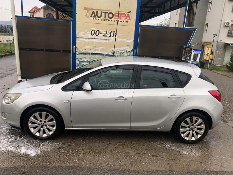 Opel Astra J 1.7cdti