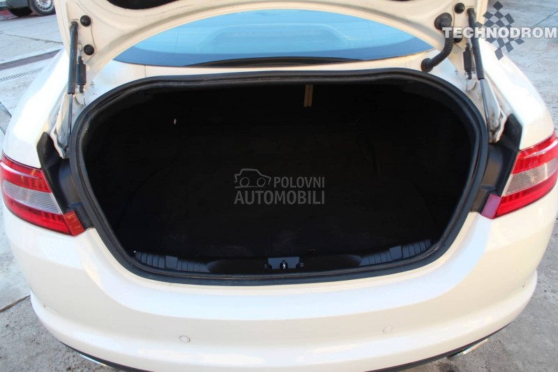 Jaguar XF D S 3.0 V6 275ps