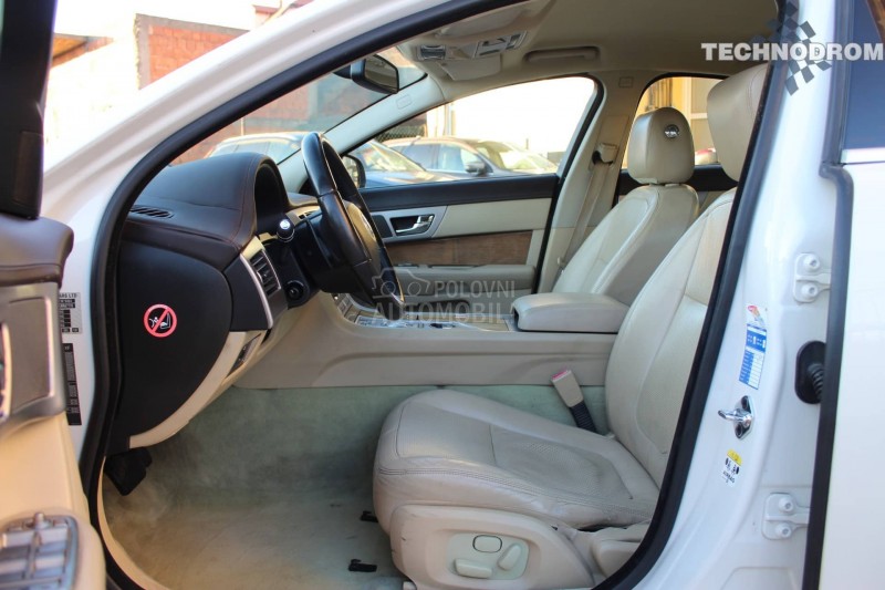 Jaguar XF D S 3.0 V6 275ps