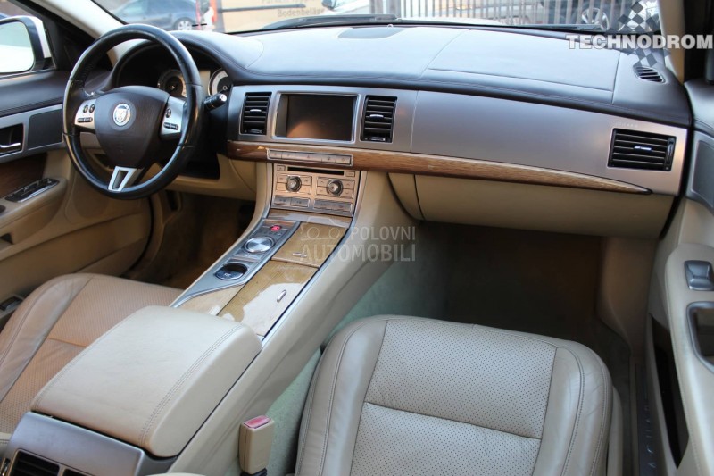 Jaguar XF D S 3.0 V6 275ps