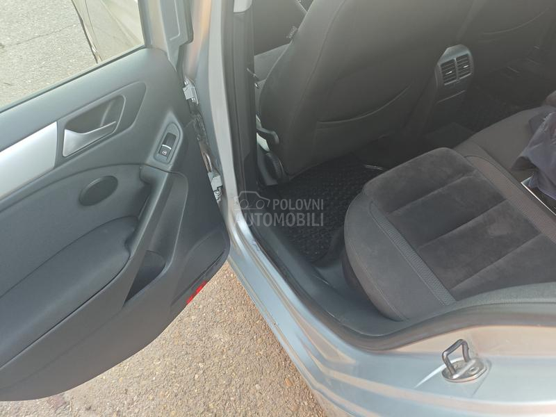 Volkswagen Golf 6 2.0 TDI K A S K O