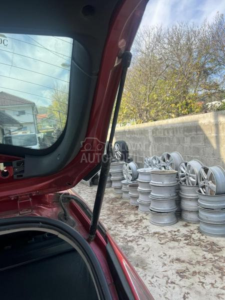 Amortizeri gepeka karavan