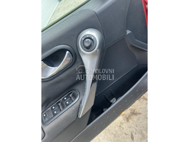 Rukohvati za Renault Megane od 2002. do 2009. god.