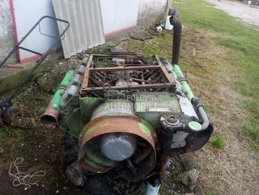 Torpedo kombajnski motor V8