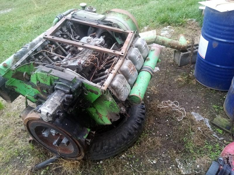 Torpedo kombajnski motor V8