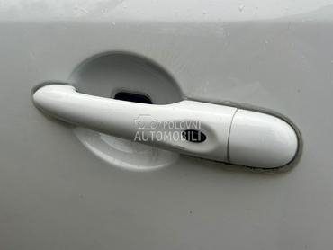 Ručice vrata bele za Renault Megane od 2009. do 2016. god.
