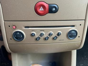Radio / CD za Renault Modus