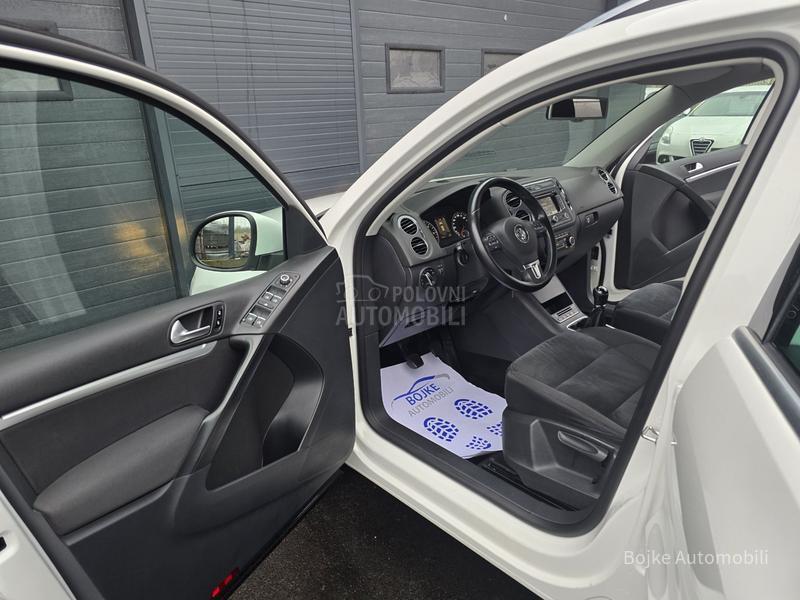 Volkswagen Tiguan 2.0TDI SPORTLINE
