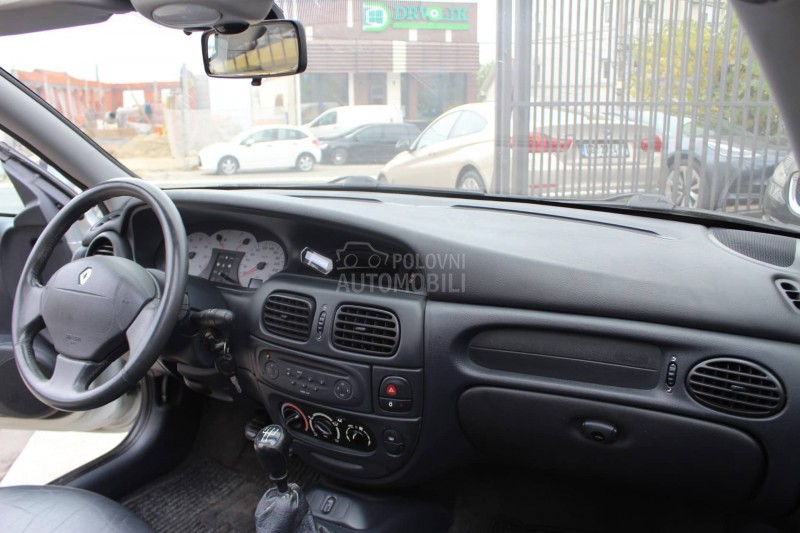 Renault Megane 2.0 16V iDe cabrio