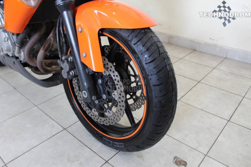 Kawasaki ER 6N ER6 ER6N