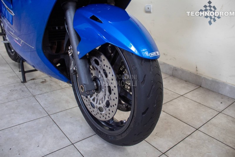 Triumph Sprint 1050 ST