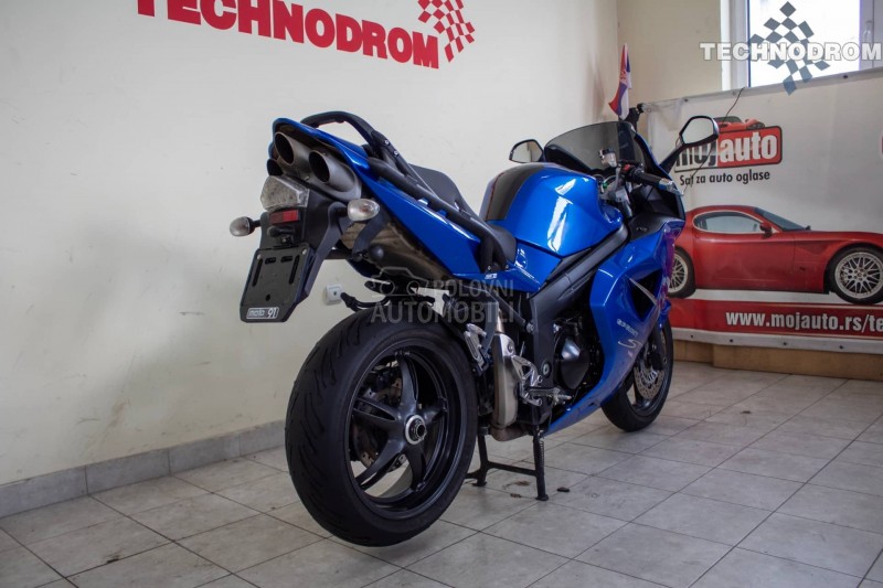 Triumph Sprint 1050 ST