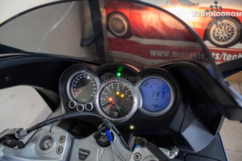 Triumph Sprint 1050 ST