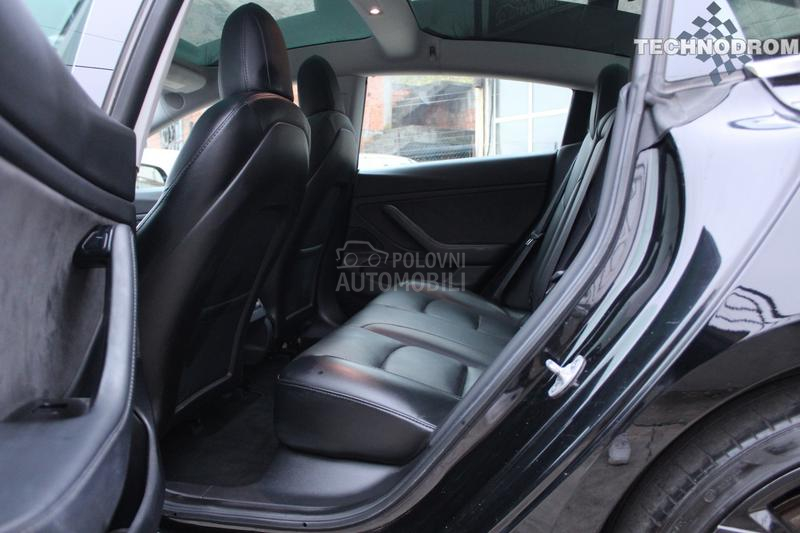 Tesla Model 3 DualMotorPerformance